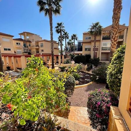 Beautiful 1 Bedroom Apartment In Albir アルビール エクステリア 写真