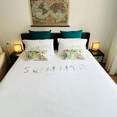 Beautiful 1 Bedroom Apartment In Albir アルビール エクステリア 写真