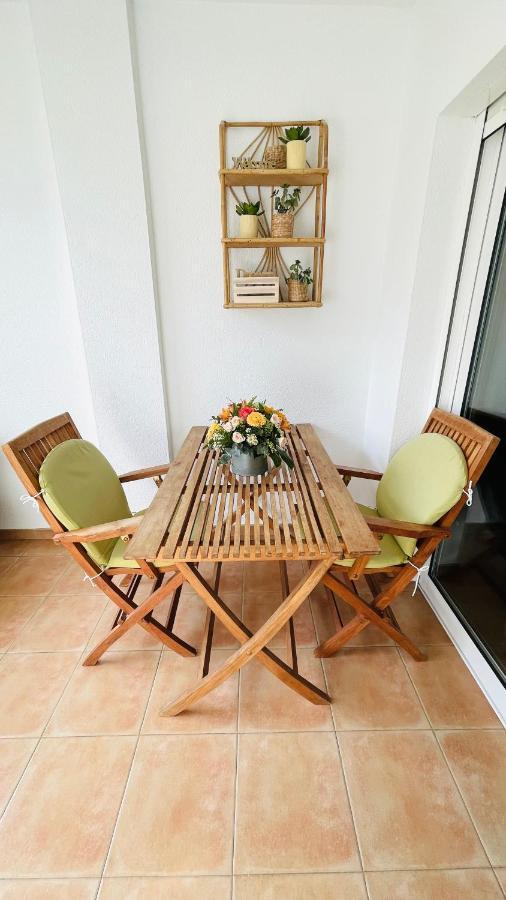 Beautiful 1 Bedroom Apartment In Albir アルビール エクステリア 写真