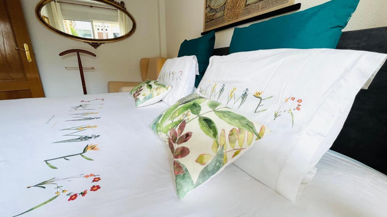 Beautiful 1 Bedroom Apartment In Albir アルビール エクステリア 写真