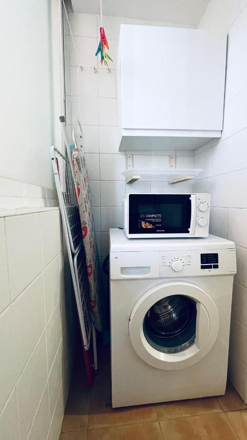 Beautiful 1 Bedroom Apartment In Albir アルビール エクステリア 写真