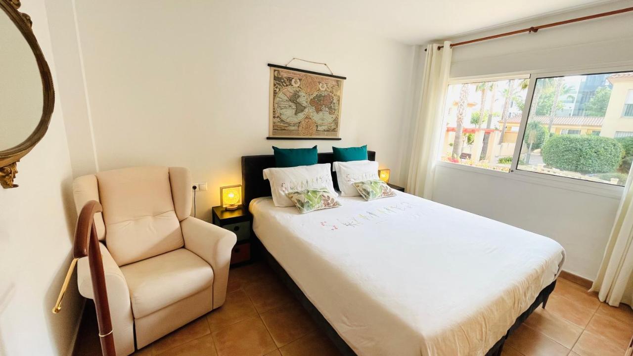 Beautiful 1 Bedroom Apartment In Albir アルビール エクステリア 写真